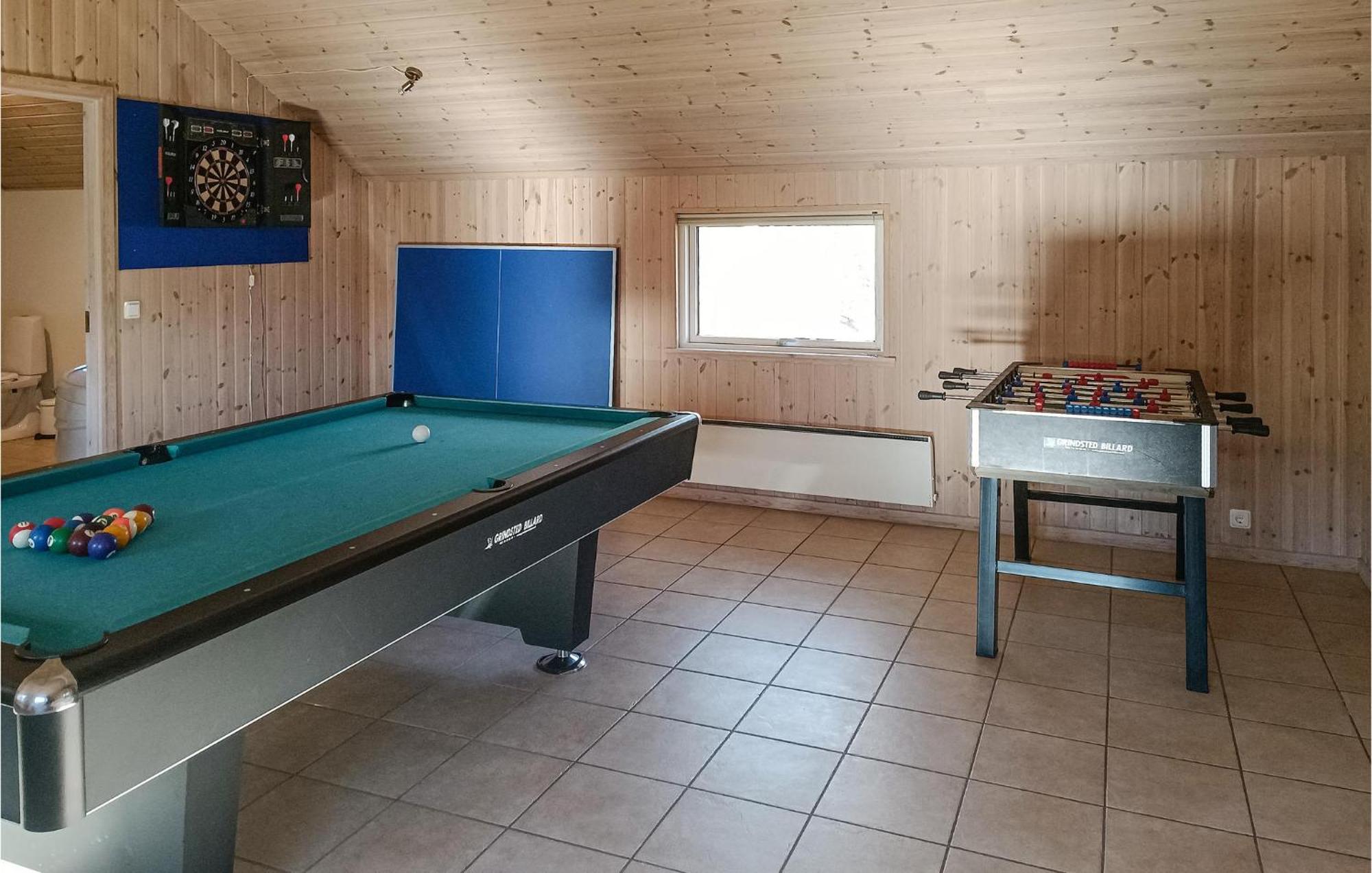 Beautiful Home In Koepingsvik With Kitchen Екстер'єр фото