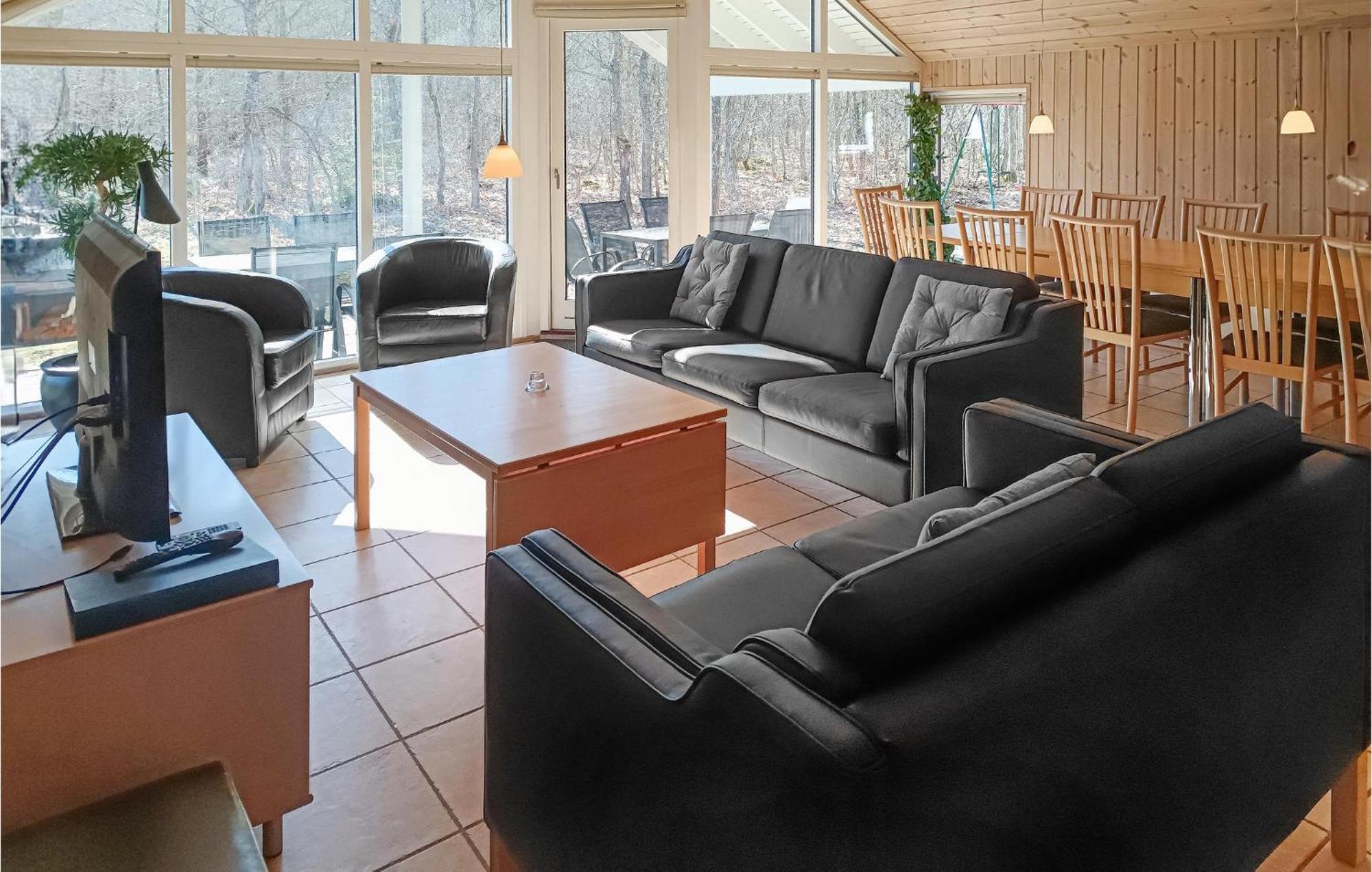 Beautiful Home In Koepingsvik With Kitchen Екстер'єр фото